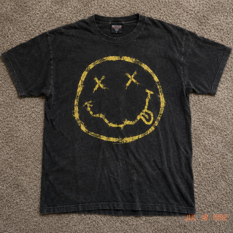Nirvana Smiley "Flower Sniffin"